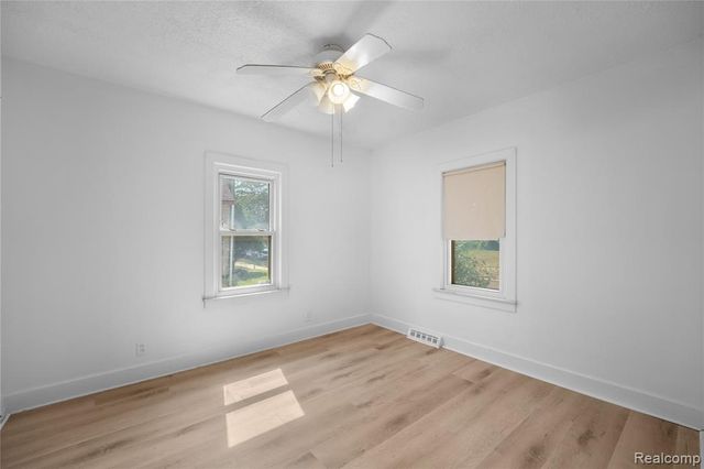 147 Charles Street, River Rouge, MI 48218