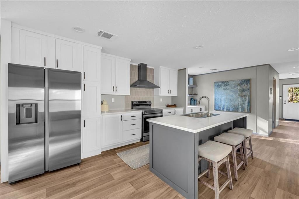 946 Essic Road, Ball Ground, GA 30107