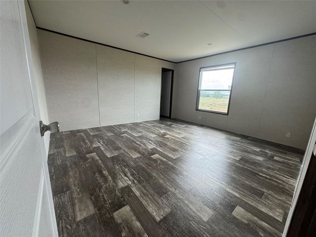 1304 Saddleback Drive, Bellville, TX 77418