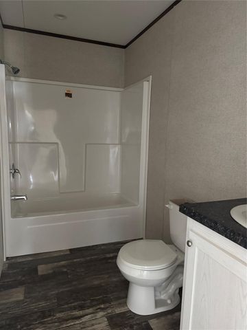 1304 Saddleback Drive, Bellville, TX 77418
