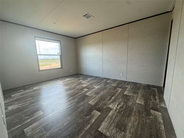 1304 Saddleback Drive, Bellville, TX 77418