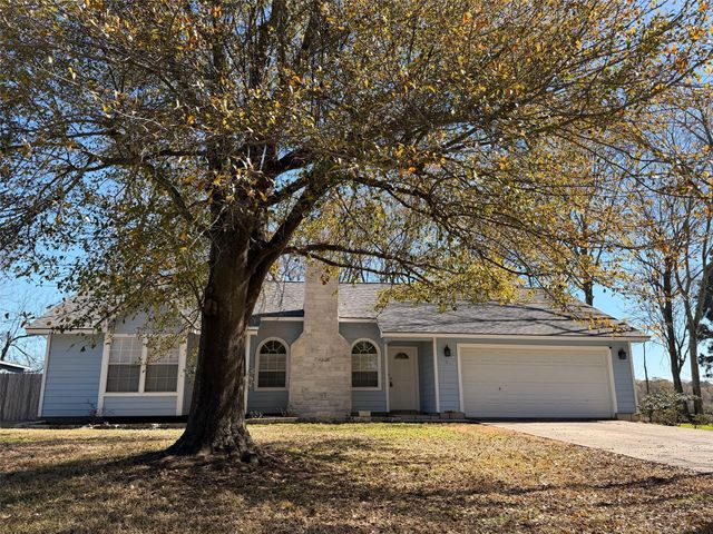 11974 N Ridgeway Drive, Willis, TX 77318