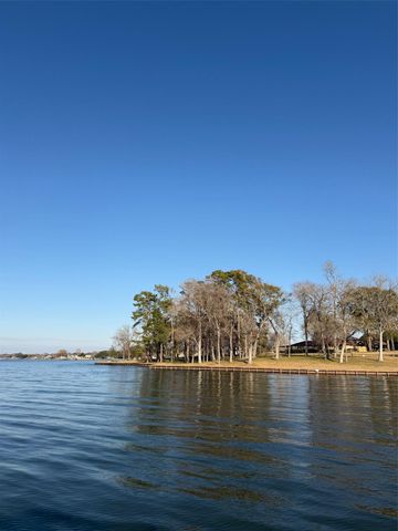 11974 N Ridgeway Drive, Willis, TX 77318