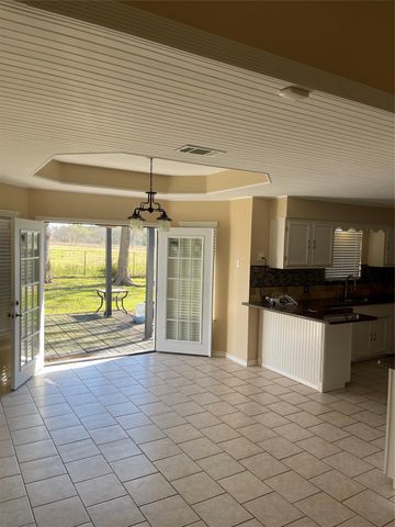 11974 N Ridgeway Drive, Willis, TX 77318