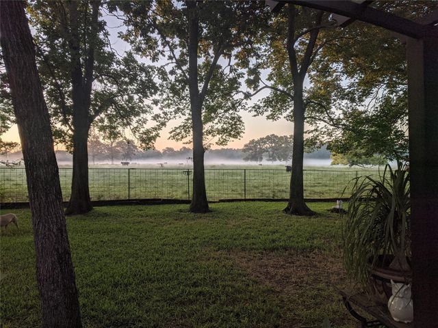 11974 N Ridgeway Drive, Willis, TX 77318