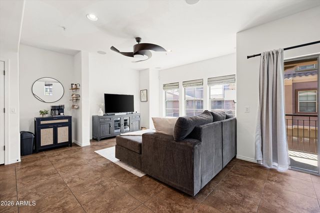 3935 E ROUGH RIDER Road 1252, Phoenix, AZ 85050