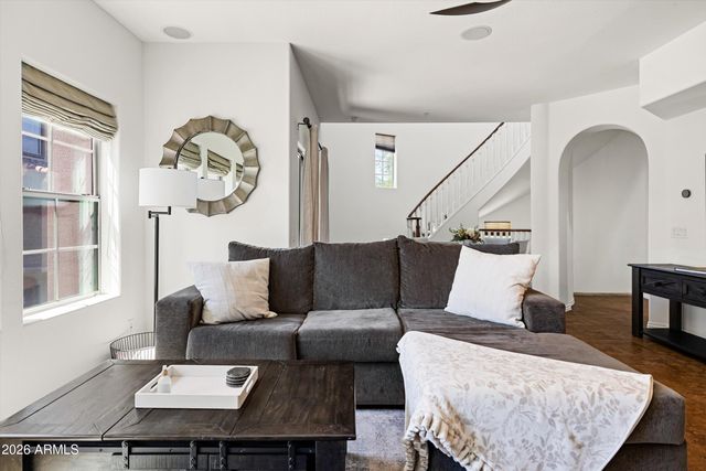 3935 E ROUGH RIDER Road 1252, Phoenix, AZ 85050