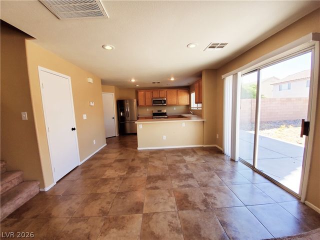 348 Bella Calabria Avenue, Las Vegas, NV 89183