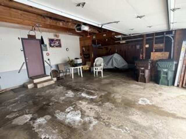 5240 Linden CIRCLE, Racine, WI 53406