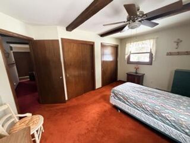 5240 Linden CIRCLE, Racine, WI 53406