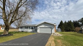 1743 Brookfield Road, Charlotte, MI 48813