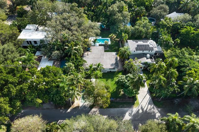 4191 Braganza Ave, Miami, FL 33133