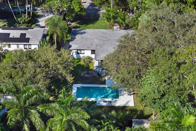 4191 Braganza Ave, Miami, FL 33133