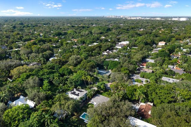 4191 Braganza Ave, Miami, FL 33133