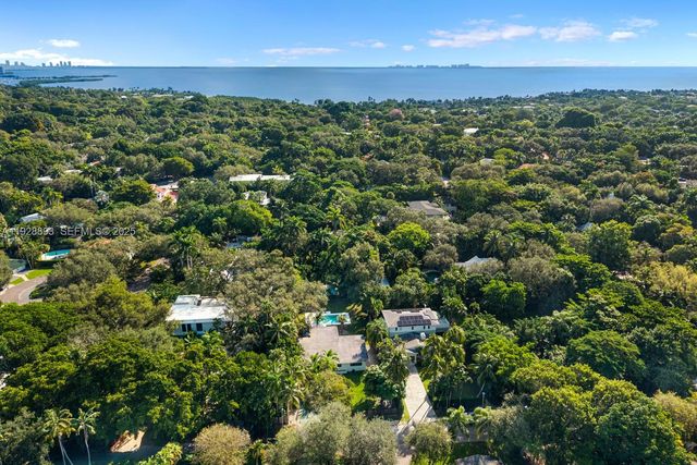 4191 Braganza Ave, Miami, FL 33133