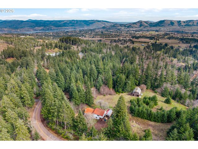 5195 YORK HILL Dr, Hood River, OR 97031
