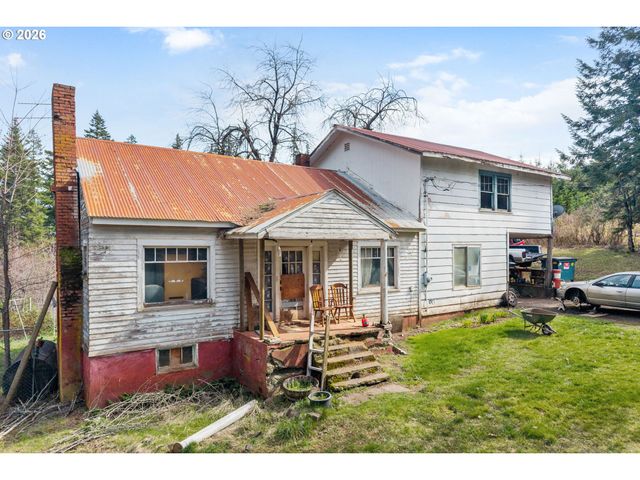 5195 YORK HILL Dr, Hood River, OR 97031