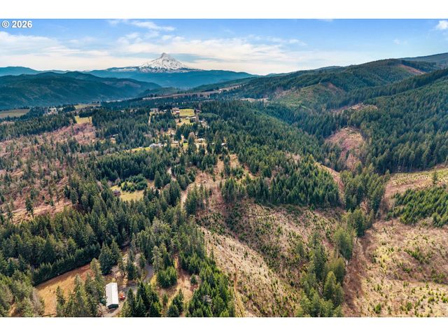 5195 YORK HILL Dr, Hood River, OR 97031
