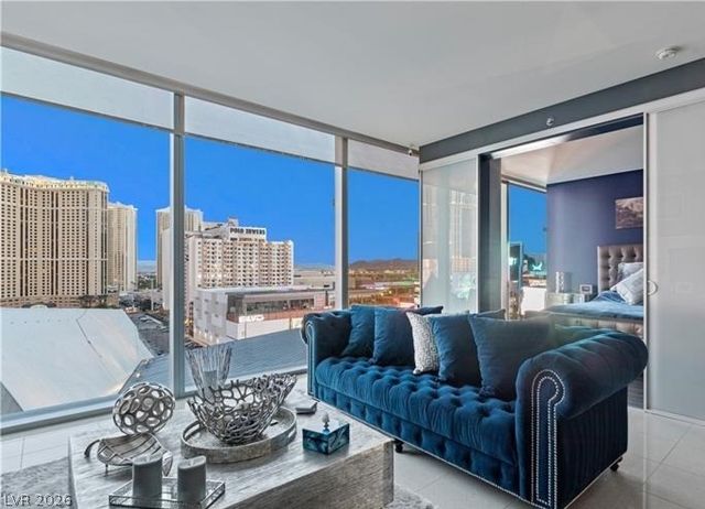 3722 Las Vegas Boulevard 705E, Las Vegas, NV 89158
