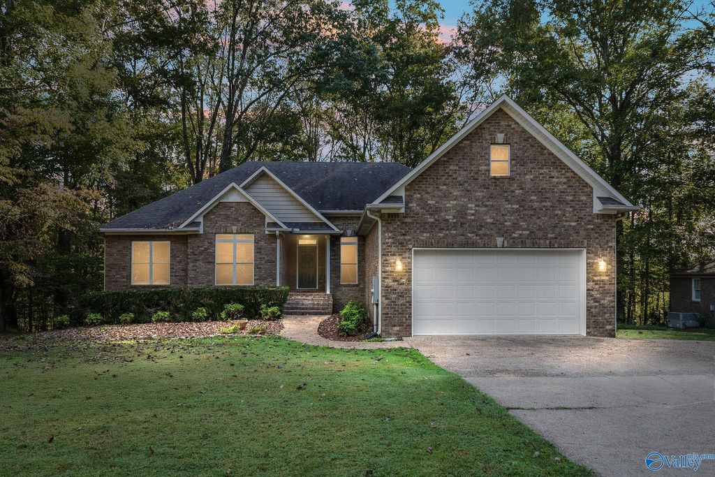 24434 Hickory Drive, Elkmont, AL 35620