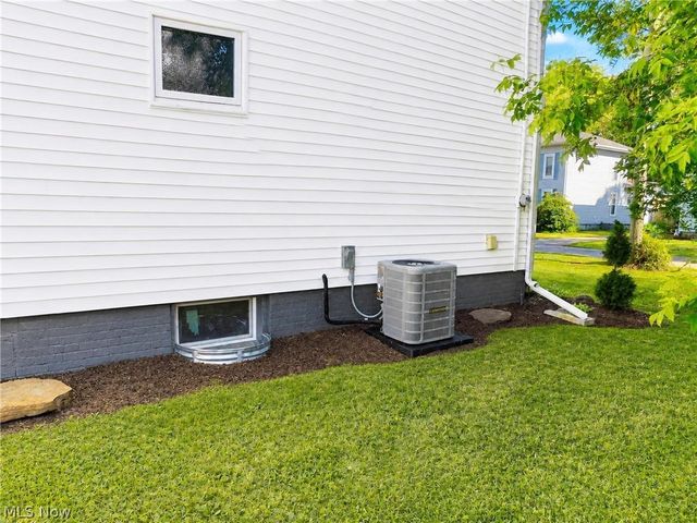 57 Tuttle Court, Geneva, OH 44041
