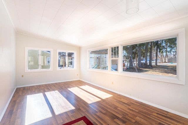 1226 S CLAY STREET, Green Bay, WI 54301