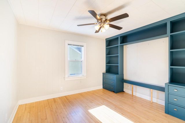 1226 S CLAY STREET, Green Bay, WI 54301