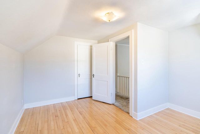 1226 S CLAY STREET, Green Bay, WI 54301