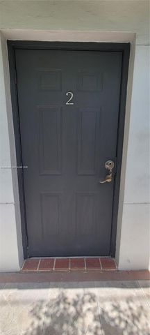 620 SW 6th Ave 2, Miami, FL 33130