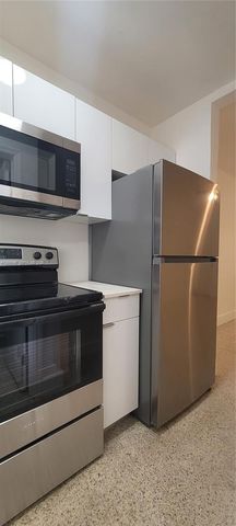 620 SW 6th Ave 2, Miami, FL 33130