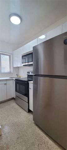 620 SW 6th Ave 2, Miami, FL 33130