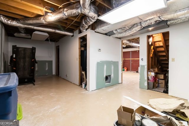 5272 Cumberland Way, Stone Mountain, GA 30087