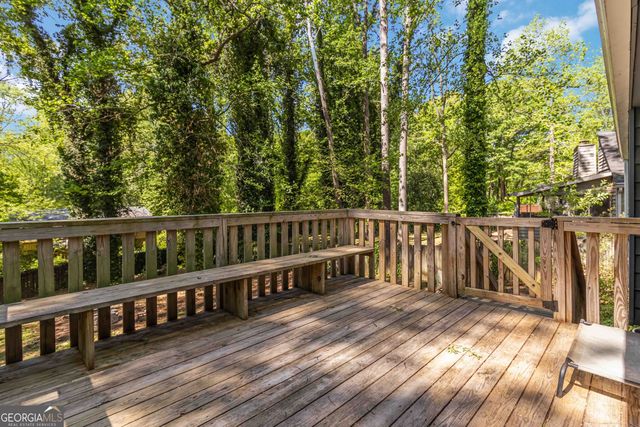 5272 Cumberland Way, Stone Mountain, GA 30087