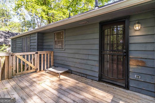 5272 Cumberland Way, Stone Mountain, GA 30087