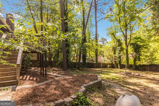 5272 Cumberland Way, Stone Mountain, GA 30087