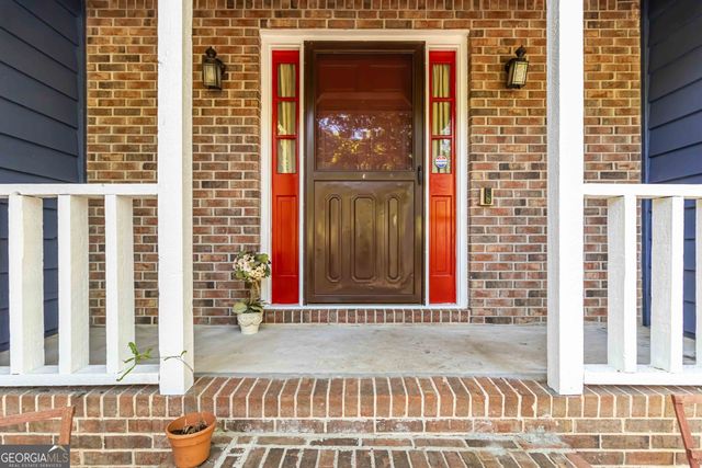 5272 Cumberland Way, Stone Mountain, GA 30087