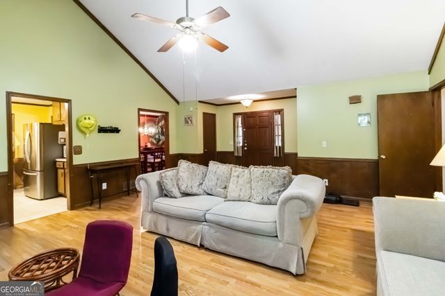 5272 Cumberland Way, Stone Mountain, GA 30087