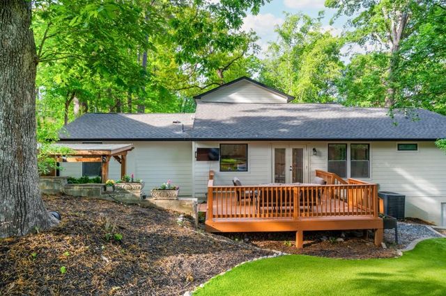 1461 Lively Ridge Road NE, Atlanta, GA 30329