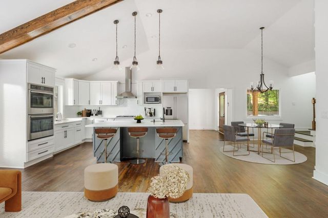 1461 Lively Ridge Road NE, Atlanta, GA 30329