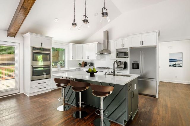 1461 Lively Ridge Road NE, Atlanta, GA 30329