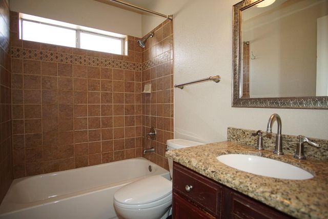 2045 PUEBLO NUEVO Circle, El Paso, TX 79936