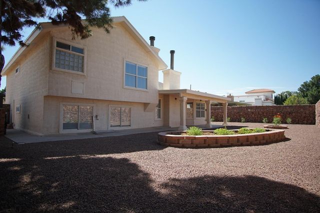 2045 PUEBLO NUEVO Circle, El Paso, TX 79936