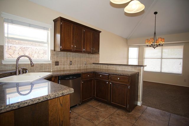 2045 PUEBLO NUEVO Circle, El Paso, TX 79936