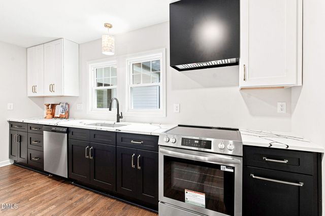 3734 E Lee Street, Greensboro, NC 27406