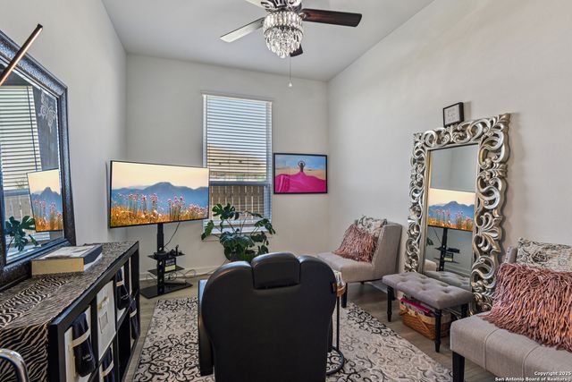 2848 Maximilian Ln, New Braunfels, TX 78130