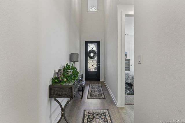 2848 Maximilian Ln, New Braunfels, TX 78130