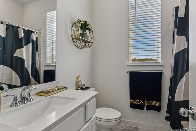 2848 Maximilian Ln, New Braunfels, TX 78130