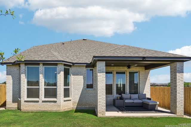 2848 Maximilian Ln, New Braunfels, TX 78130