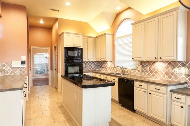 3013 Manga Drive, Plano, TX 75025