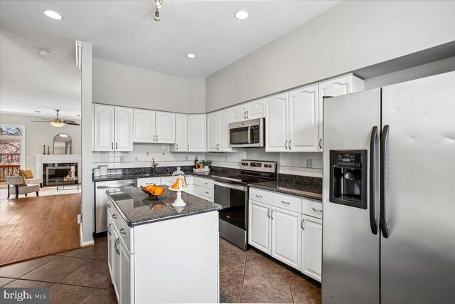 6405 LITTLE POTTERS LN, Alexandria, VA 22310